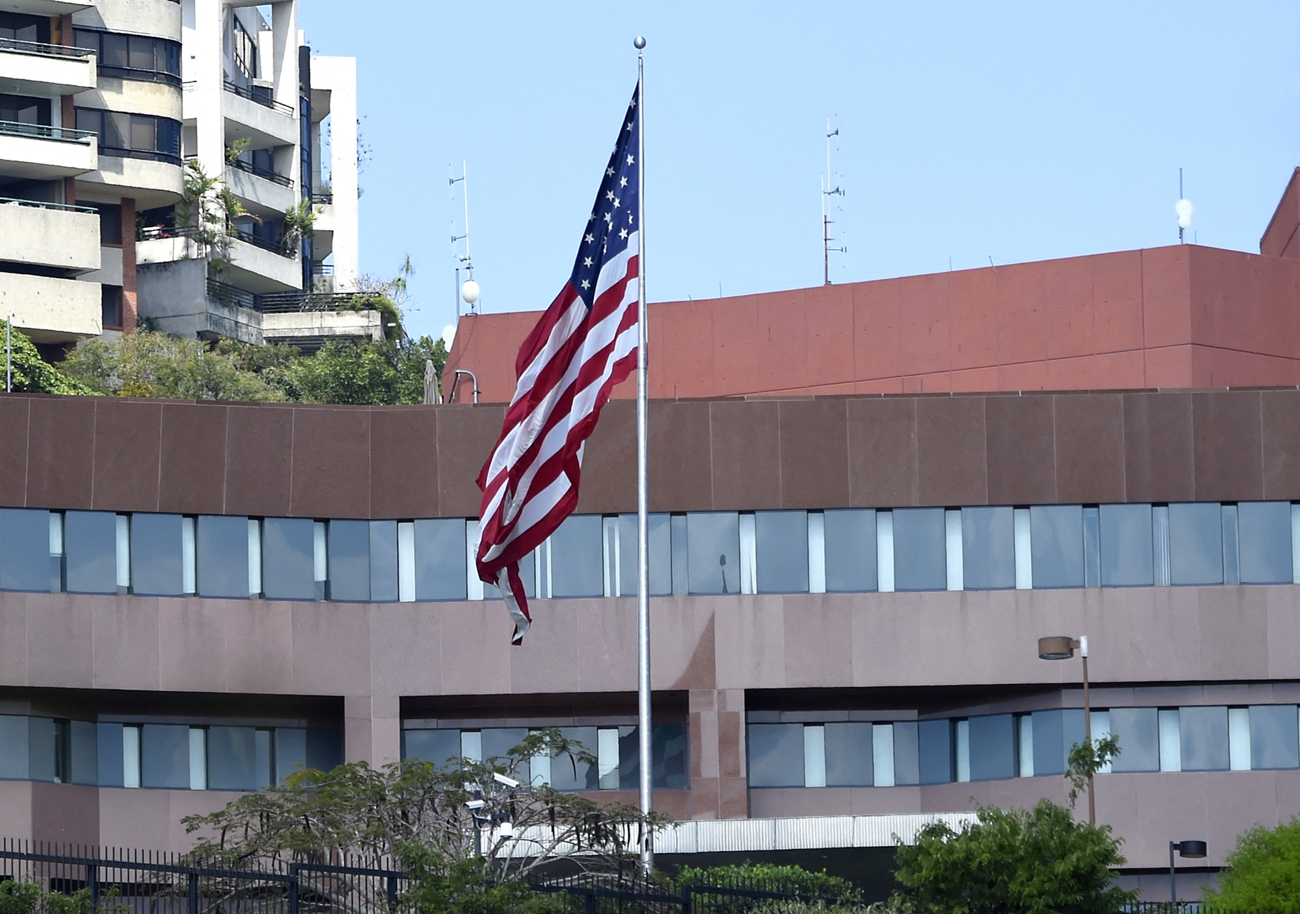 Los empleos disponibles para venezolanos en la Embajada de EE UU en Caracas