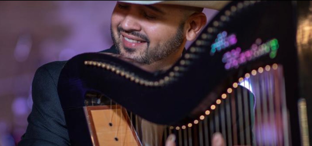 Un venezolano llevará el sonido del arpa al Mundial 2026: Alex Martínez formará parte de la programación oficial de la FIFA
